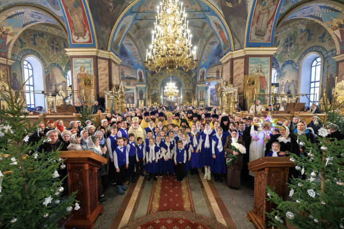 Архиерейское богослужение в Богородицерождественском соборе Орехово-Зуева 