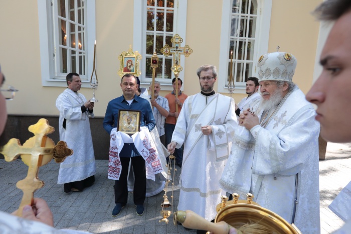 Архиерейское богослужение в Никольском храме Балашихи 