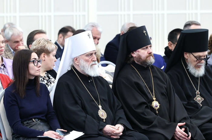 Пленарное заседание Общественной палаты Московской области