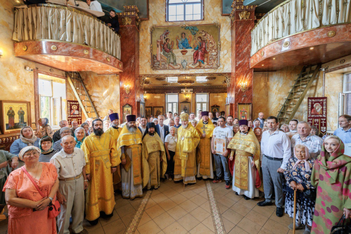 Архиерейское богослужение в Георгиевском храме Орехово-Зуева 