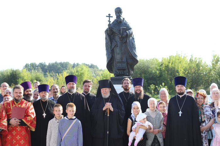 Архиерейское богослужение в Успенском храме Ногинска