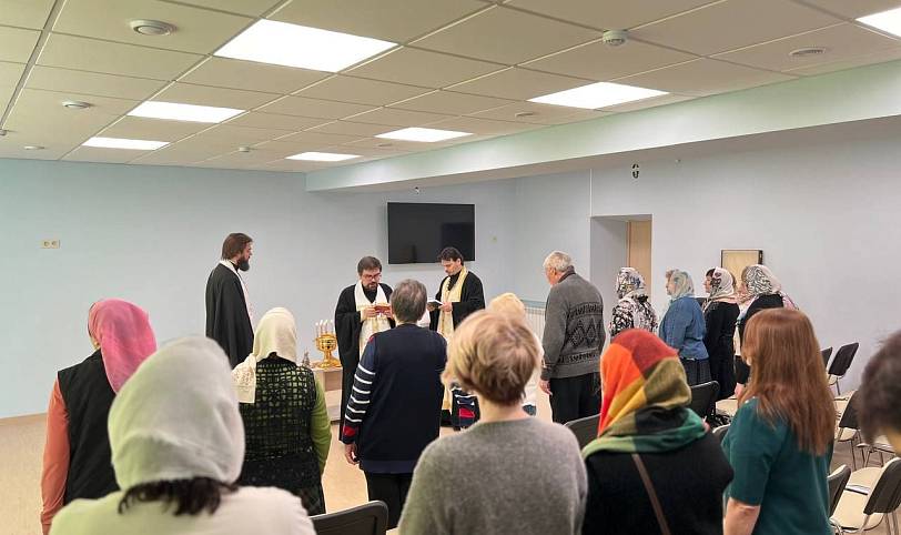 Освящение реутовского центра детской реабилитации «Родничок»