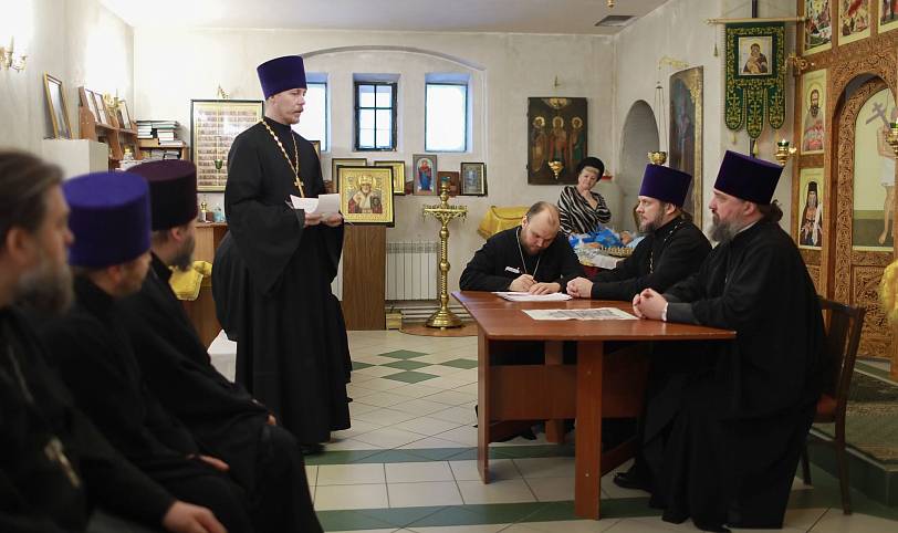 Встреча в Серафимовском храме села Федино