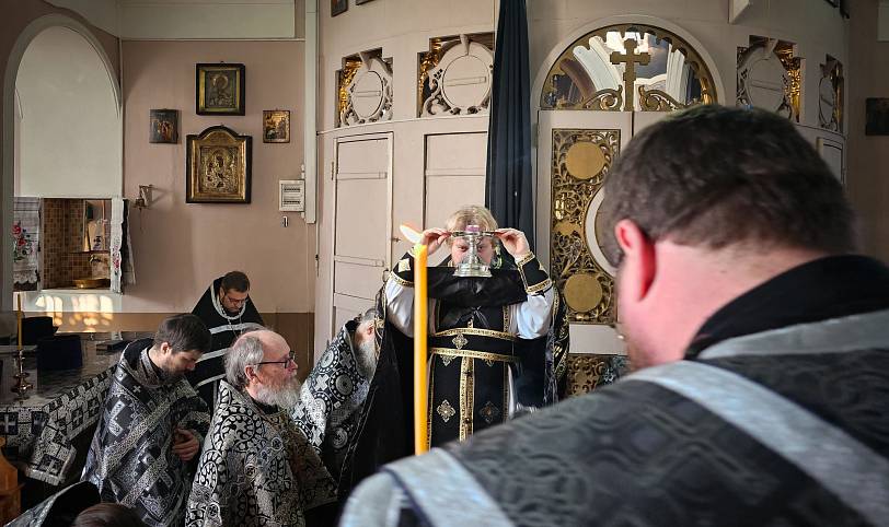 Соборное богослужение в Никольском храме г. Лосино-Петровский