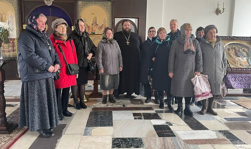 Экскурсия клуба «Активное долголетие» в храме Троица-Чижи