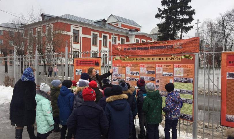 Экскурсия школьников в музей храма блаженной Ксении Петербургской г. Орехово-Зуево