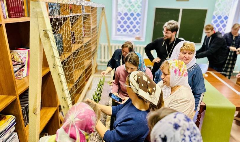 Начало работы мастерской по изготовлению маскировочных сетей в Павловском Посаде